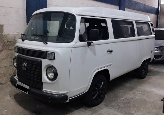 VOLKSWAGEN KOMBI 1.4 MI STD LOTAÇÃO 8V FLEX 3P MANUAL